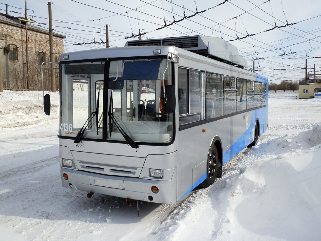 Троллейбус, который идет на восток