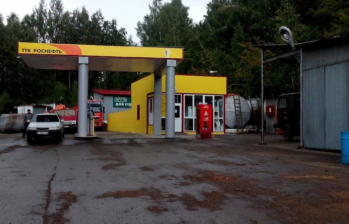 Двойнику «Роснефти» из Республики Алтай запретили притворяться известной сетью АЗС