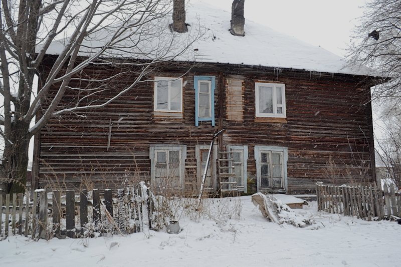 В барнаульском Затоне начали сносить жилые дома