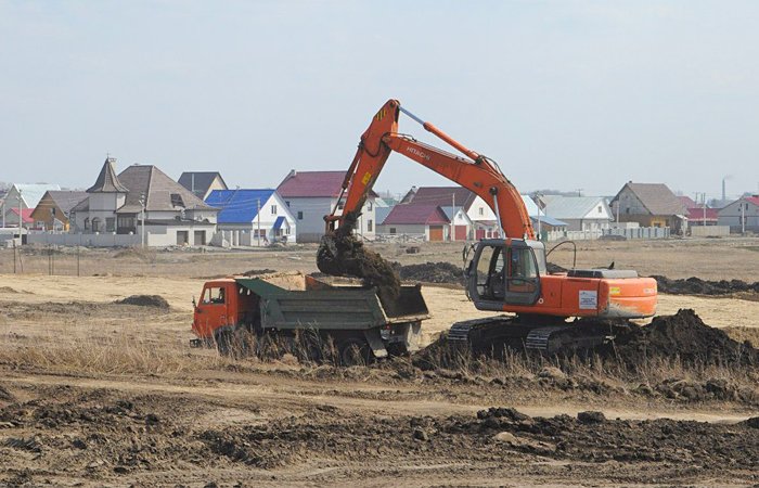 В Барнауле выставили на торги землю под строительство оптово-розничной базы и гаражей