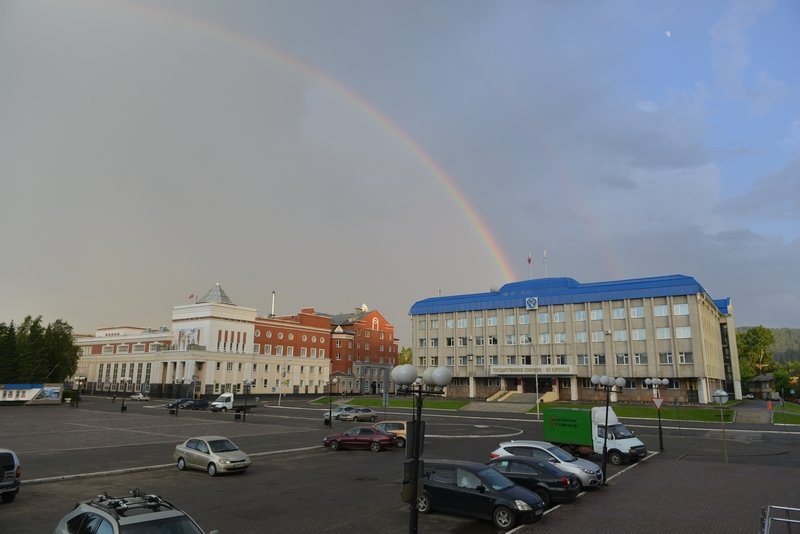 Аресту Облогина радовались небеса?