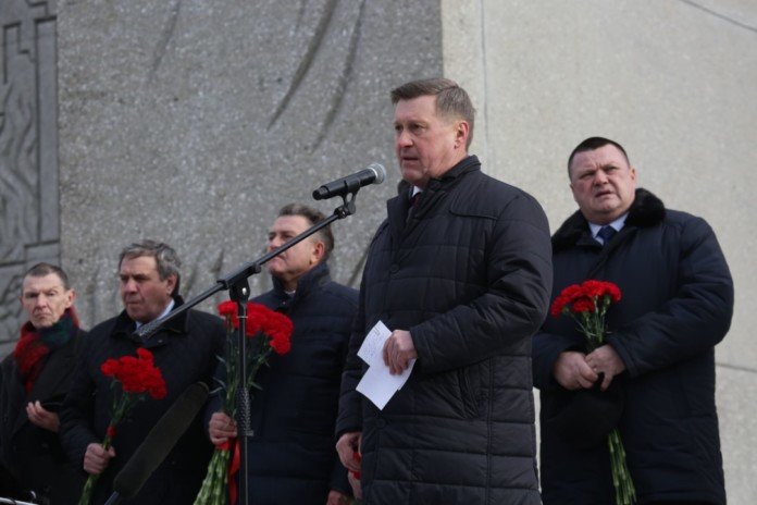 Новосибирск отправит заявку на почетное звание «Город трудовой доблести»