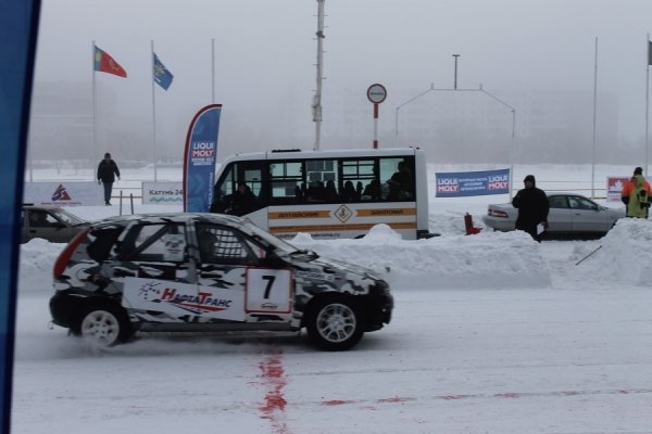 За туманами: как в Барнауле прошел чемпионат Алтайского края по зимним трековым гонкам