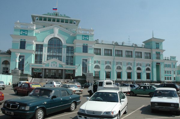 Приезжающих в Омск новосибирцев ждет карантин