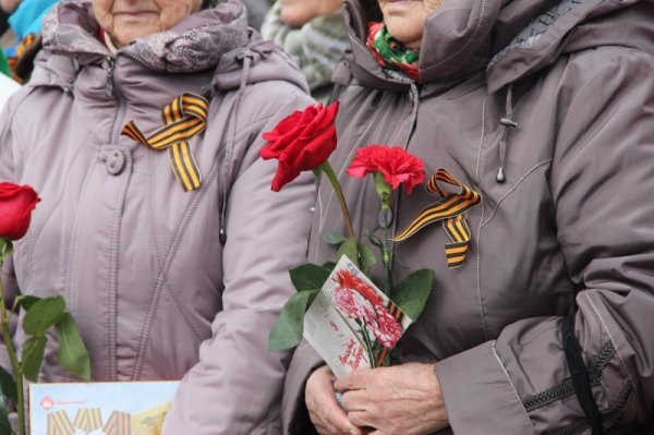 Блокадникам и награжденным за оборону Ленинграда жителям Алтайского края выплатят по 50 тыс. рублей