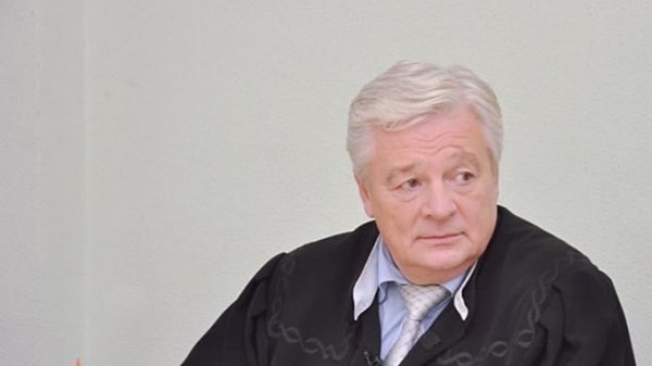 Скончался ведущий программы "Суд присяжных" Валерий Степанов