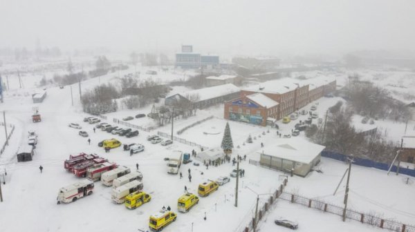 11 человек погибли в шахте в Кемеровской области, более 40 заблокированы