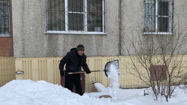 «Один из нас уже умер». Что происходит в приговоренном доме Барнаула после участия его жильцов в московском телешоу