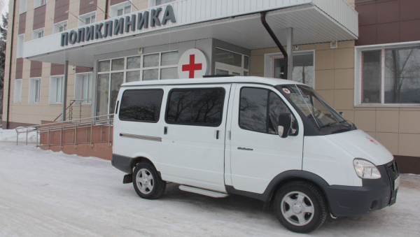 Никогда не было и вот. В Заринскую больницу пришло новое оборудование и полтора десятка молодых врачей