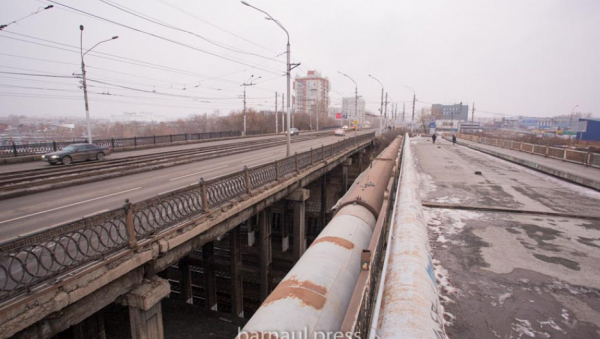 В Барнауле обсудили проблемы, которые затронут каждого жителя во время реконструкции моста на Новом рынке