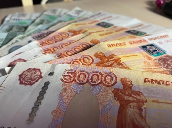 Пожилой барнаулец лишился 1,5 млн рублей, пытаясь заработать на криптовалюте