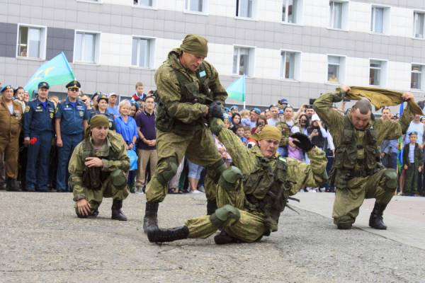 Как барнаульские десантники отметили День ВДВ. Фоторепортаж altapress.ru