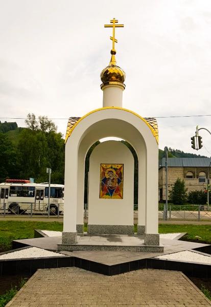 На Чуйском тракте появилась часовня с мозаичной иконой