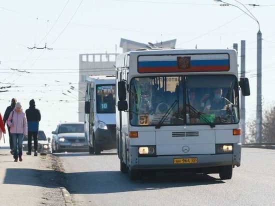 В Барнауле образовался дефицит водителей из-за частичной мобилизации