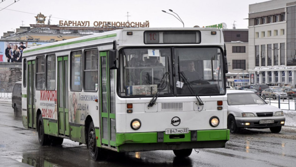 В Барнауле хотят поддержать городских пассажироперевозчиков