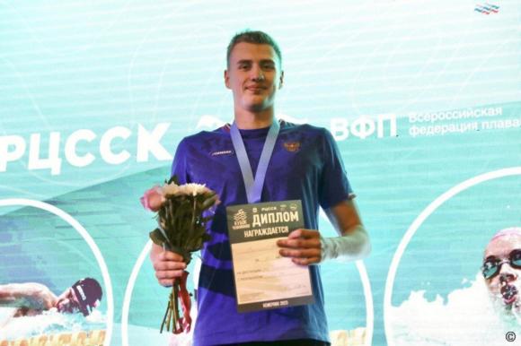 На «Кубке Чемпионов» пловец из Барнаула выиграл бронзу