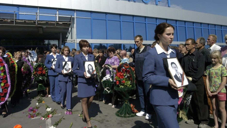 Роковой рейс 1047 черного августа. Во время теракта на борту пассажирского самолета погибли барнаульские бортпроводники