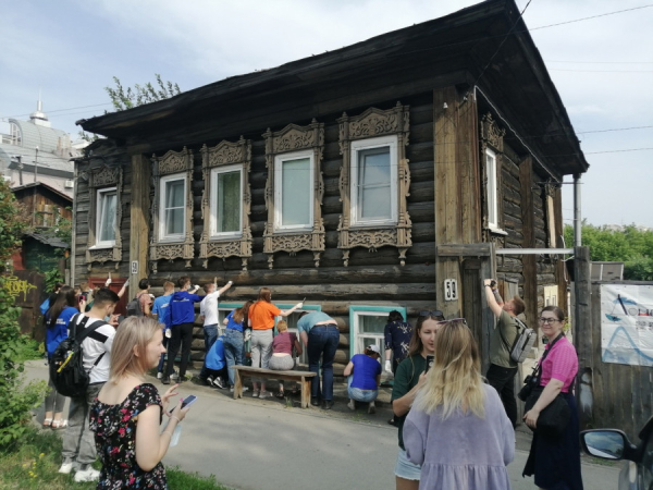 Вернувшийся к историческому облику. Как выглядит 106-летний дом в Барнауле после реставрации