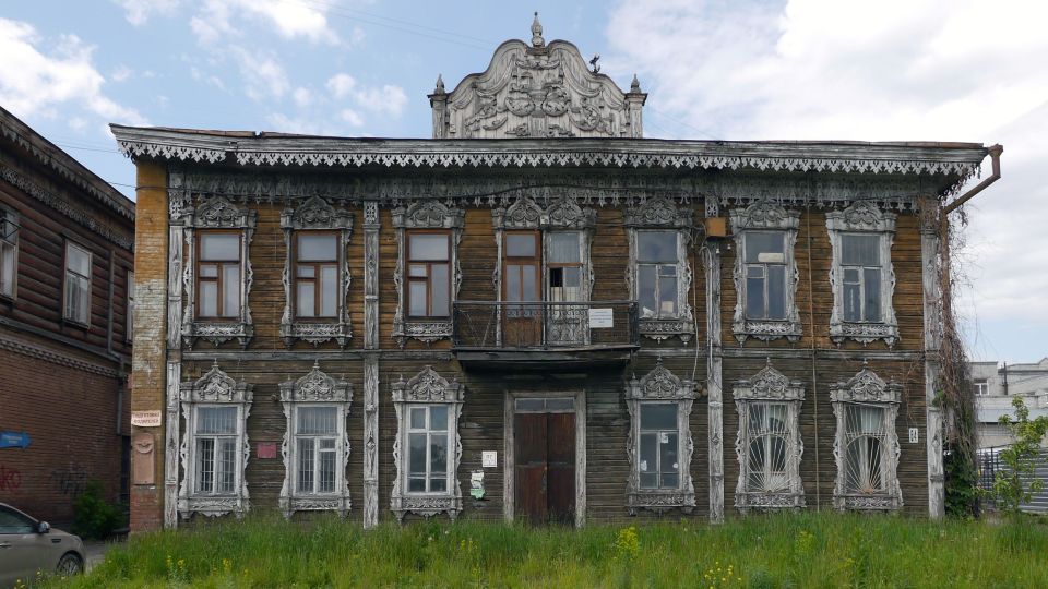 Какое историческое здание отреставрировали в центре Барнаула. Фото